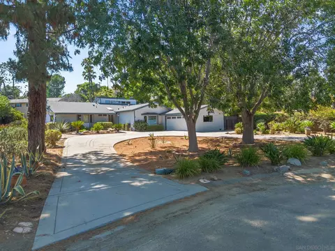 4578 Shade Rd, La Mesa, CA 91941