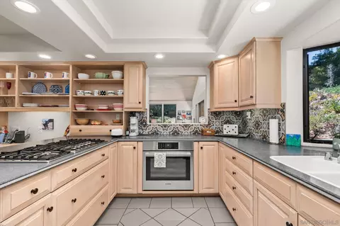 Kitchen - 4578 Shade Rd, La Mesa, CA 91941 photo 6 of 6