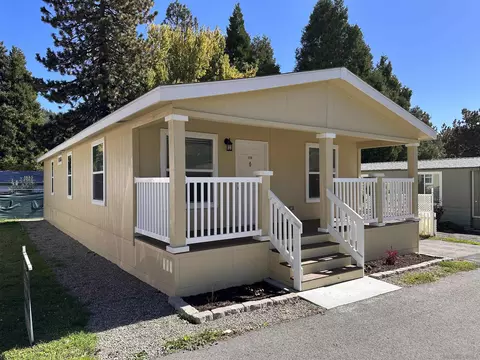 22899 Byron Rd #110, Crestline, CA 92325 photo 3