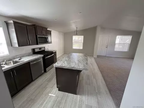 22899 Byron Rd #110, Crestline, CA 92325