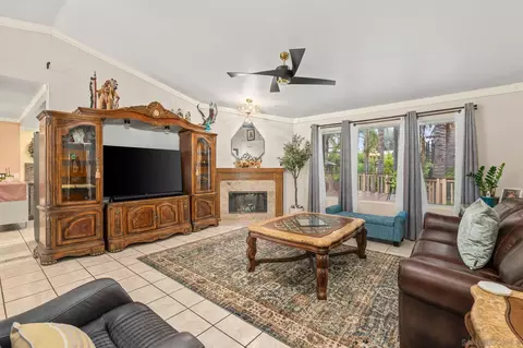 Living - 1451 Via Lima, Fallbrook, CA 92028 photo 3 of 3