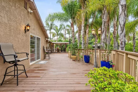 Exterior - 1451 Via Lima, Fallbrook, CA 92028 photo 11 of 18