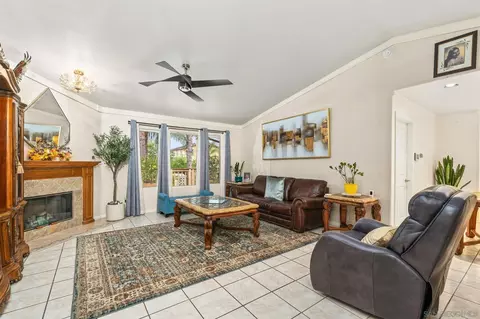 Living - 1451 Via Lima, Fallbrook, CA 92028 photo 2 of 3