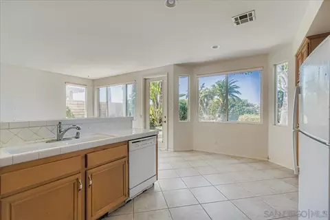 Kitchen - 6709 Lonicera St, Carlsbad, CA 92011 photo 3 of 4