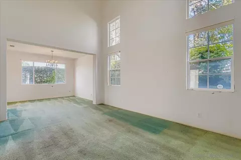 Living - 6709 Lonicera St, Carlsbad, CA 92011 photo 1 of 4