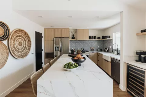 Kitchen - 2813 Cottingham St, Oceanside, CA 92054 photo 3 of 7