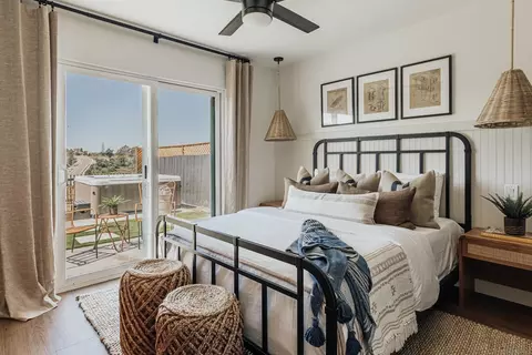 Bedroom - 2813 Cottingham St, Oceanside, CA 92054 photo 1 of 17