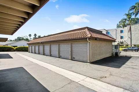 Exterior - 13735 Mango Dr, Del Mar, CA 92014 photo 2 of 6
