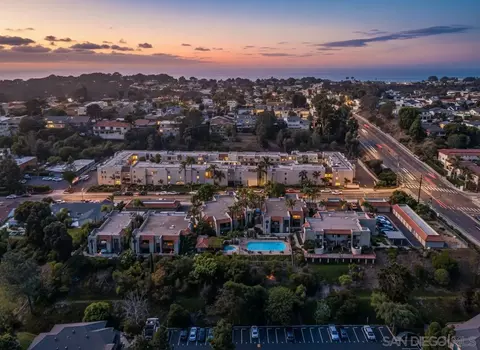 13735 Mango Dr, Del Mar, CA 92014