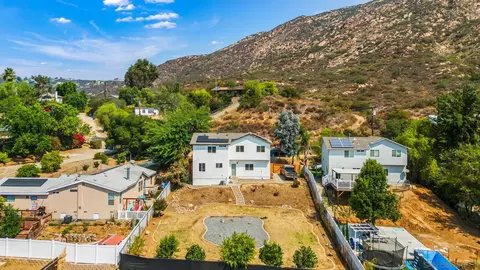 View/Area - 250 Editha Dr, El Cajon, CA 92019 photo 1 of 2