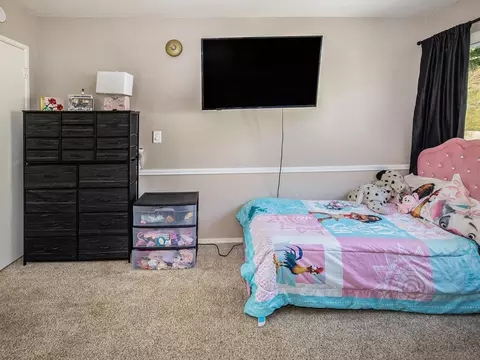 Bedroom - 10410 Bosque Dr, Lakeside, CA 92040 photo 2 of 5