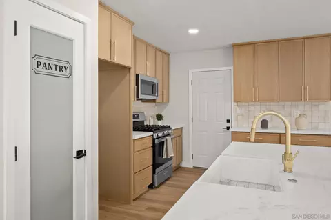 Kitchen - 4551 Peak Ct, La Mesa, CA 91941 photo 3 of 3