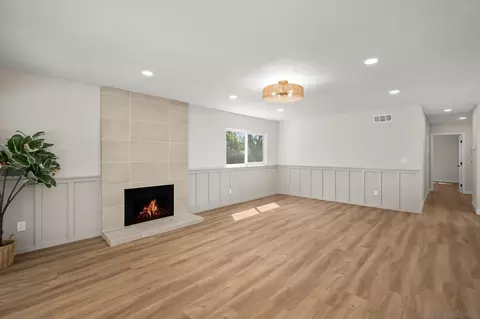 Living - 4551 Peak Ct, La Mesa, CA 91941 photo 2 of 3