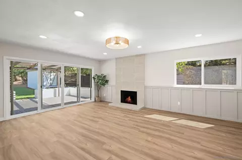 Living - 4551 Peak Ct, La Mesa, CA 91941 photo 3 of 3