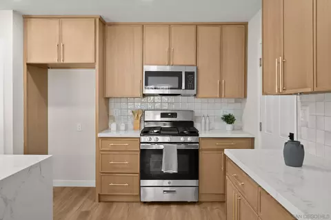 Kitchen - 4551 Peak Ct, La Mesa, CA 91941 photo 2 of 3