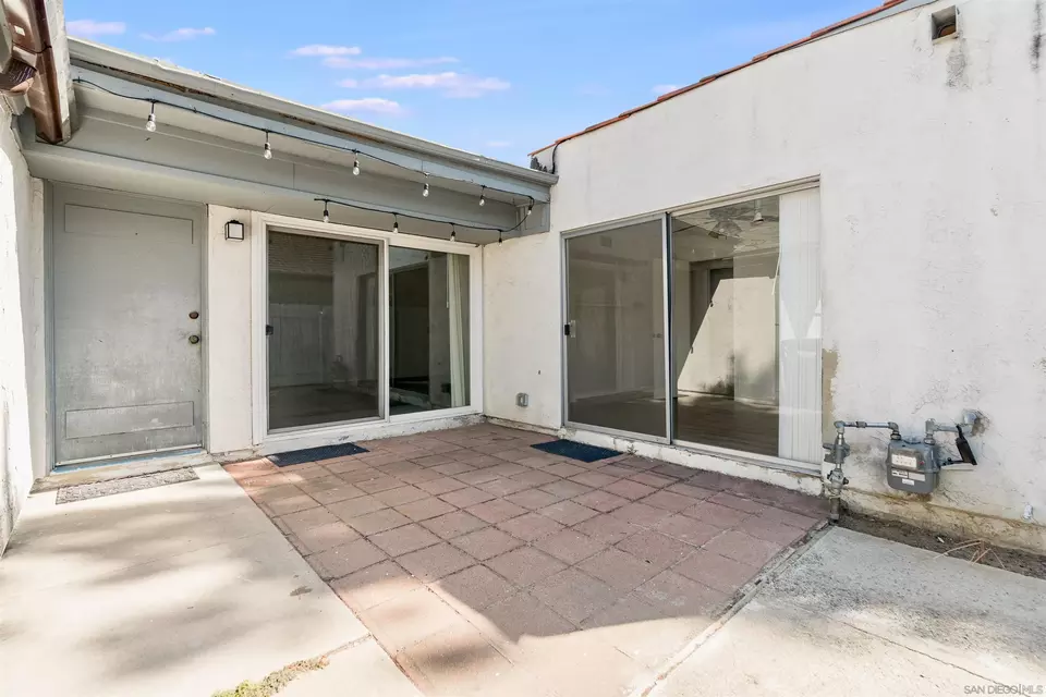 Exterior - 2811 Glen Canyon Cir, Spring Valley, CA 91977 photo 4 of 8