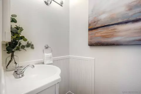 Bath - 8339 Carlton Oaks Dr, Santee, CA 92071 photo 1 of 3