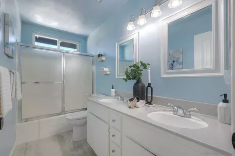 Bath - 8339 Carlton Oaks Dr, Santee, CA 92071 photo 3 of 3