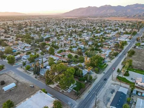View/Area - 43978 C St, Hemet, CA 92544 photo 6 of 7
