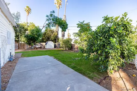 Exterior - 43978 C St, Hemet, CA 92544 photo 9 of 16
