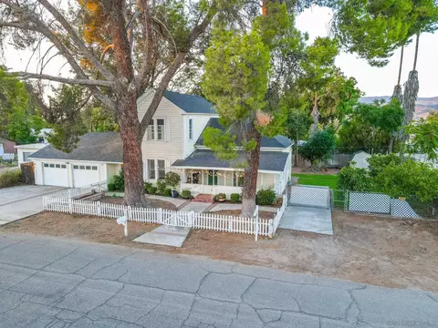 43978 C St, Hemet, CA 92544