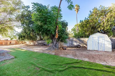 Exterior - 43978 C St, Hemet, CA 92544 photo 11 of 16