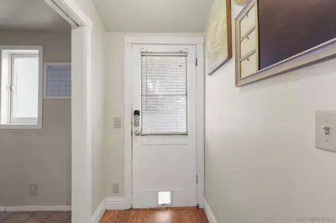 Entry Way - 43978 C St, Hemet, CA 92544 photo 3 of 3