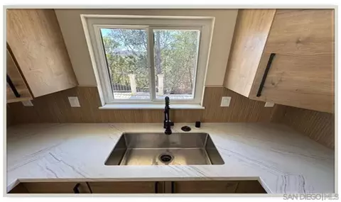 Kitchen - 11251 Gem Hill Ln, Lakeside, CA 92040 photo 2 of 2