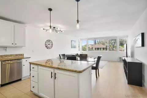 4501 Collwood Blvd #4, San Diego, CA 92115