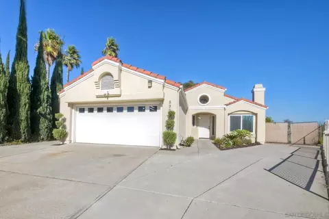 899 Corte Merano, Escondido, CA 92026