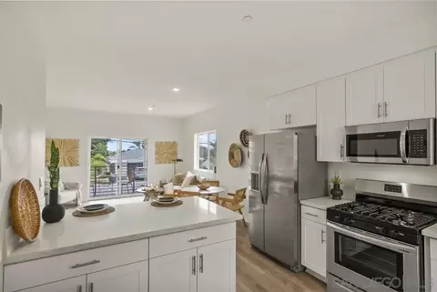 8160 Golden Ave, Lemon Grove, CA 91945