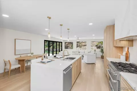 2128 Mountain Vista Dr, Encinitas, CA 92024 photo 7
