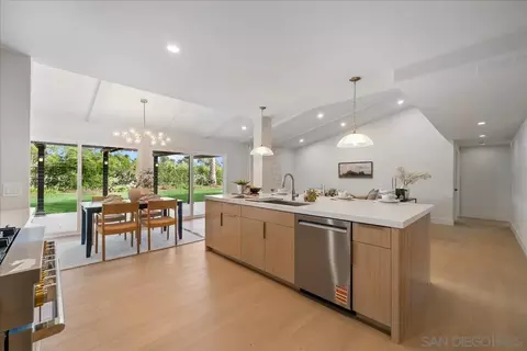 Kitchen - 7212 Columbine Dr, Carlsbad, CA 92011 photo 4 of 9