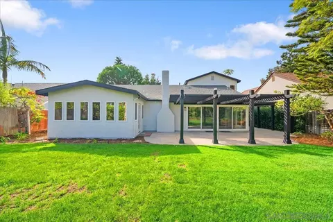 Exterior - 7212 Columbine Dr, Carlsbad, CA 92011 photo 6 of 9