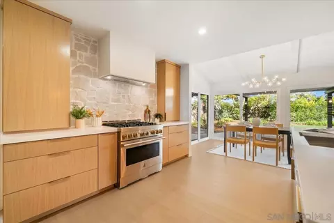 Kitchen - 7212 Columbine Dr, Carlsbad, CA 92011 photo 5 of 9