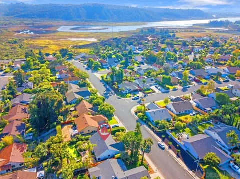 View/Area - 7212 Columbine Dr, Carlsbad, CA 92011 photo 5 of 6