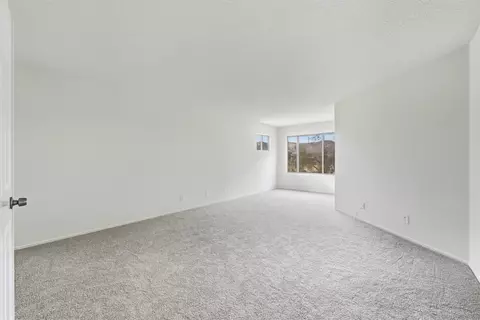 Bedroom - 4596 Coronado Dr, Oceanside, CA 92057 photo 1 of 4
