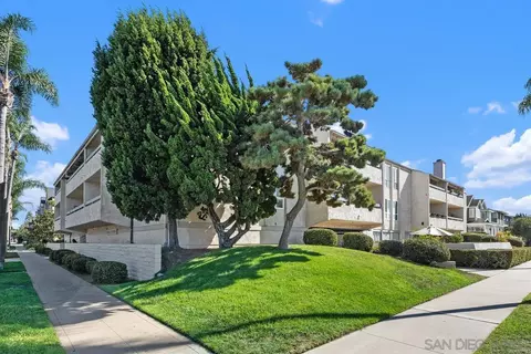 821 E Ave, Coronado, CA 92118