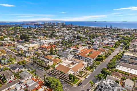 View/Area - 821 E Ave, Coronado, CA 92118 photo 3 of 6