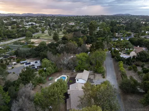 View/Area - 1590 Dorothea Ave, Fallbrook, CA 92028 photo 6 of 7