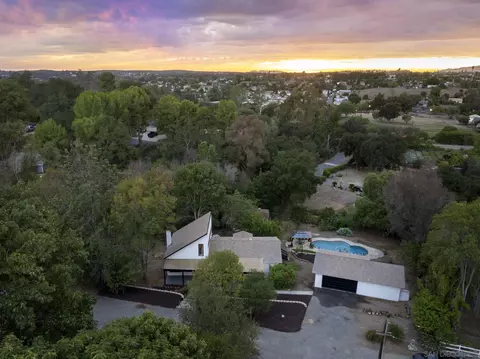View/Area - 1590 Dorothea Ave, Fallbrook, CA 92028 photo 1 of 7
