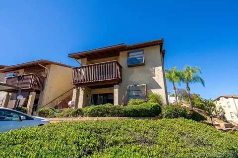 440 W Citracado Pkwy #16, Escondido, CA 92025