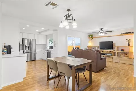 Dining - 12431 Ridgeton Dr, Lakeside, CA 92040 photo 1 of 1
