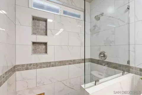 Bath - 12431 Ridgeton Dr, Lakeside, CA 92040 photo 2 of 3