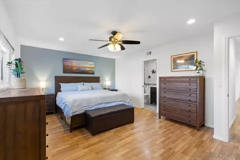 Bedroom - 12431 Ridgeton Dr, Lakeside, CA 92040 photo 2 of 5