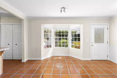 Living - 13430 Sagewood Dr, Poway, CA 92064 photo 4 of 7