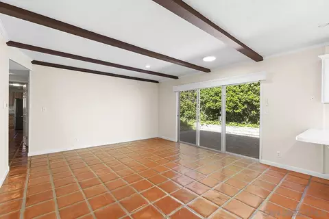 Living - 13430 Sagewood Dr, Poway, CA 92064 photo 3 of 7