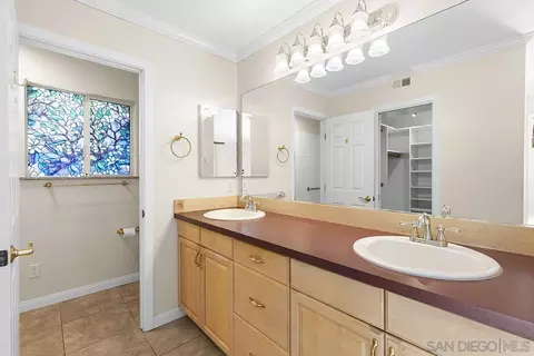 Bath - 13430 Sagewood Dr, Poway, CA 92064 photo 6 of 6