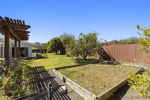 Exterior - 13430 Sagewood Dr, Poway, CA 92064 photo 15 of 16