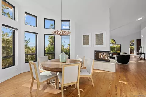 Dining - 13121 Wild Flower Ln, Poway, CA 92064 photo 2 of 3